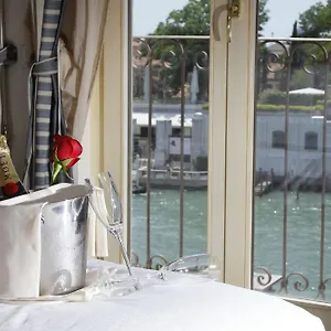 Dei Dragomanni Hotel